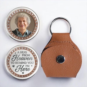 Portachiavi commemorativo con foto personalizzata e abbraccio tascabile