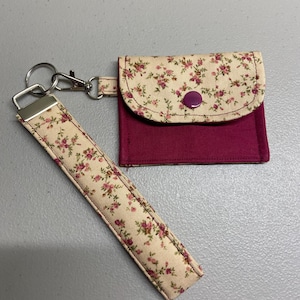 Flor Floral Borgoña Bronceado País Tela Llavero Mini Cartera Pulsera Titular de la tarjeta de crédito