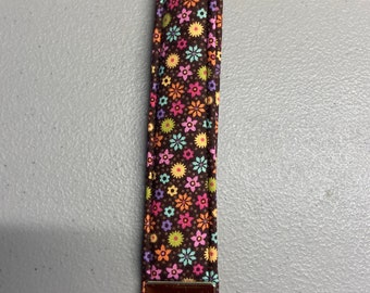 Key Fob, Keychain, Keychain Fob, Wrist Keychain, Flower, Floral, Yellow, Pink, Blue, Brown