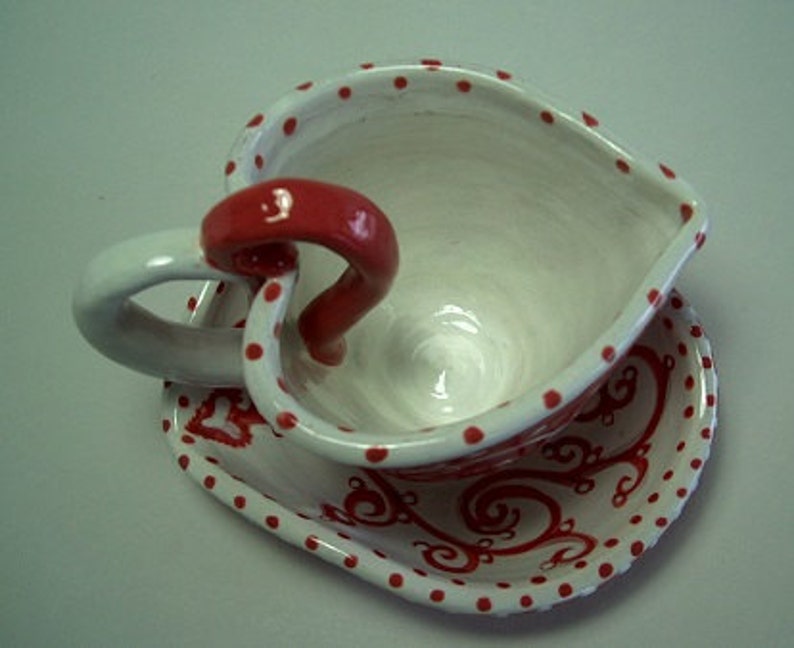Espresso o taza de té y platillo. Un montón de Hearts demitasse preparado para ese romántico regalo sentimental. cerámica artística imagen 8