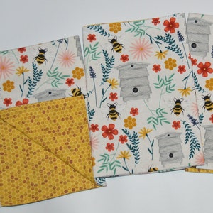 Honey Bee Cloth Dinner Napkin Set of 4 16&quot;x16&quot; , Reversible Lunch Napkin Bee Hive