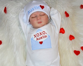 Personalized Valentines Day Baby Boy Sleeper Romper Outfit, Monogrammed  Love Letter XOXO One Piece