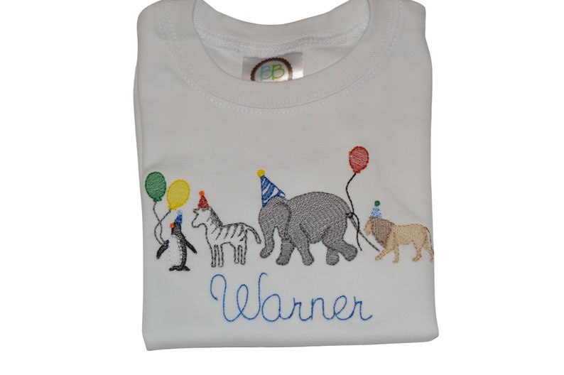 Personalized Boys Zoo Animal Birthday Parade Outfit or Shirt, Gingham Zoo Birthday Party Monogrammed Shirt zdjęcie 2