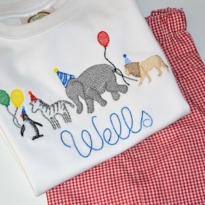 Personalized Boys Zoo Animal Birthday Parade Outfit or Shirt, Gingham Zoo Birthday Party Monogrammed Shirt zdjęcie 1