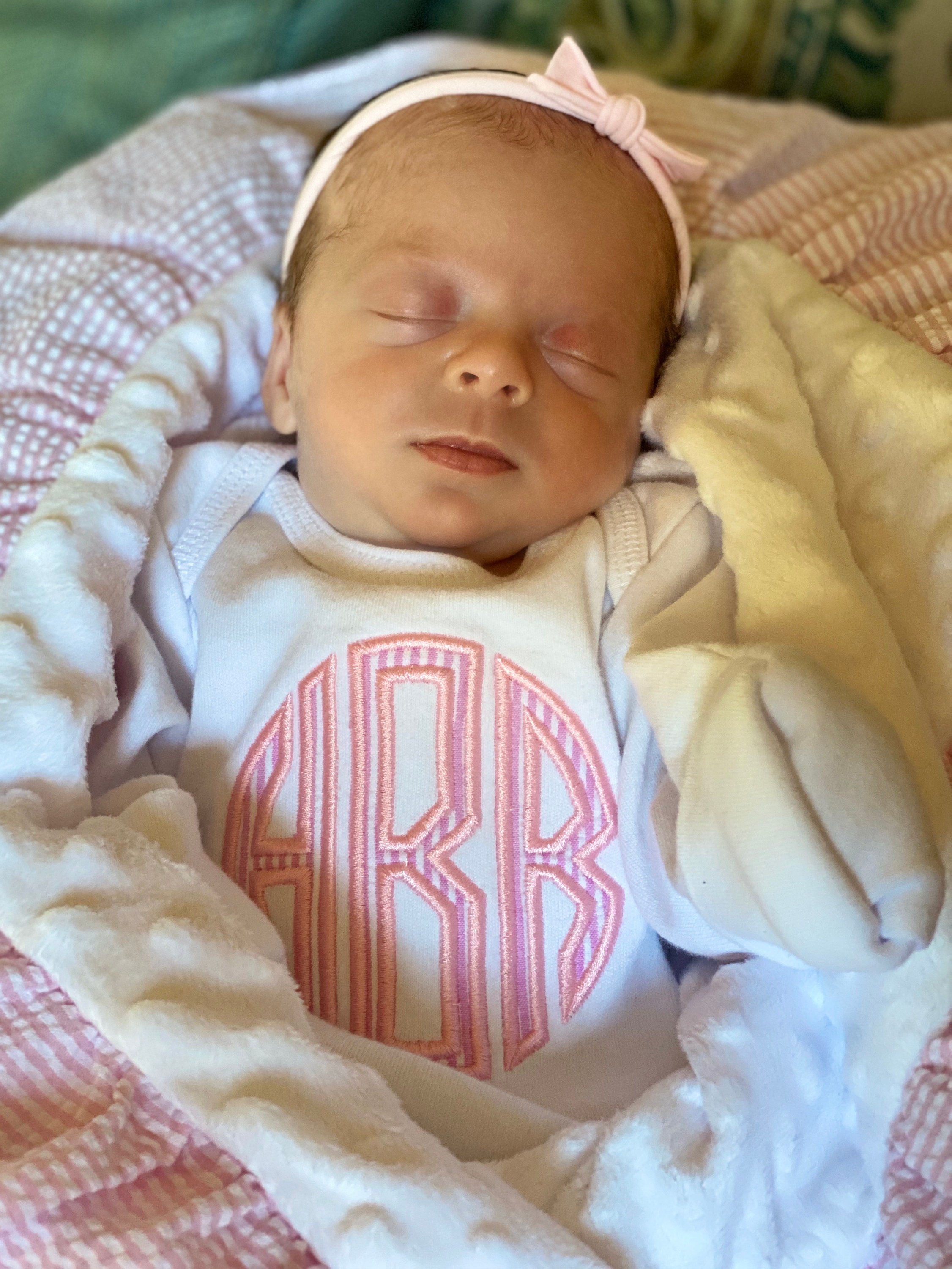 Personalized Newborn Baby Girl Outfit,  Personalized Seersucker Circle Applique MONOGRAM - Baby Sleeper Outfit, Coming Home Baby Gown