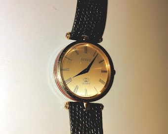 Orologio Gucci in ottime condizioni. Funziona senza problemi.