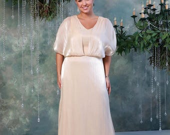 Plus size maxi evening dress. For wedding guests, galas and formal parties. Floor length, pearly sheen chiffon, batwing Sleeves.