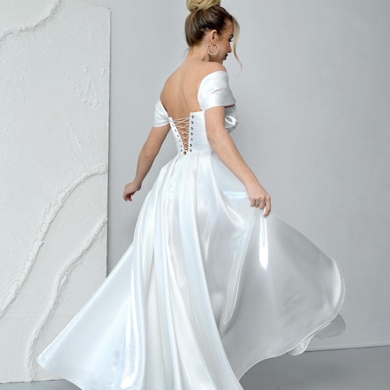 corset lace up back wedding dresses Detachable Sleeves 3D Flower Dress enhanced with a high slit Vintage Lace Illustion Neckline Corset