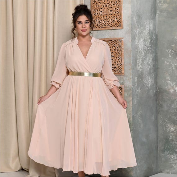 midi dress mother of the bride Elegant Gold Midi Chiffon Mother of the Bride Dress With V Neckline and  Belt