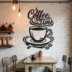 Metalowa dekoracja ścienna „Czas na kawę”, dekoracja ścienna z kubkiem do kawy, dekoracja ścienna do kuchni, dekoracja ścienna do kawiarni, prezenty dla baristów, dekoracja kącika do czytania, dekoracja jadalni