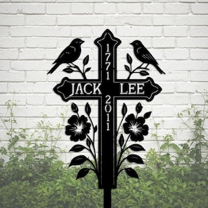 Paletto commemorativo a croce personalizzato, lapide in metallo personalizzata, cartello commemorativo da giardino per esterni, cartello commemorativo da giardino con fiori e uccelli
