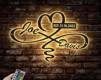 Custom Herz LED Metallwandkunst: Personalisiertes Namensschild
