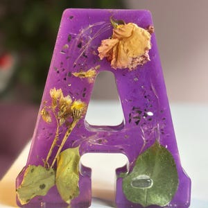 resina, epoxi, letra de epoxi, lámpara de letras, lámpara de noche, juego, juego de resina, juego colorido, juego especial, regalo especial, epoxi especial, epoxi colorido