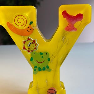 resina, epoxi, letra de epoxi, lámpara de letras, lámpara de noche, juego, juego de resina, juego colorido, juego especial, regalo especial, epoxi especial, epoxi colorido