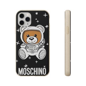 【送料&関税込】Moschino Iphone 11 Pro Italian Slogan Cover Moschino Iphone 11 Pro Italian Slogan Cover | italist