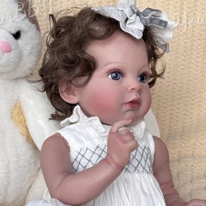 24 Inch Cute Soft Vinyl Realistic-Newborn Baby Dolls Poseable Lifelike Baby Dolls with Accessories for Cuddling, Playtime, and Gift Giving