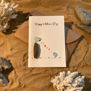 Personalisierte Muttertagskarte mit Steinen, Vogelfamilie, Seeglaskarten, Geschenk für Mama, glücklicher Muttertag, danke Mama, handgemachte Karte.