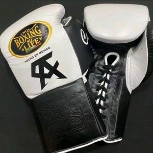 Handmade Boxing Gloves No Boxing No Life Made in Cowhide Leather White