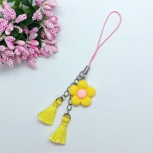 Charms | Cute Yellow Flower - Charms for phone - For Keys- For Bags - For Backpacks - Gifts for girls