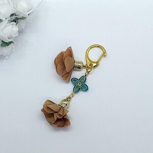 Keychain - Cute Flowers - Handmade - Accessory - Cute Gift - For Bags - In a Gift Box