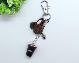 Chaveiro - Café e coelho fofos - Feito à mão - Acessório - Presente fofo - Para bolsas - Em uma caixa de presente