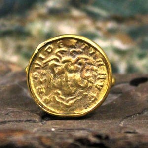 925K Sterling Silver Roman Coin Medusa Intaglio Greek Mythology Vintage Ring  - Greek Ring -  Signet Ring - Zeus Ring  Gift For Her