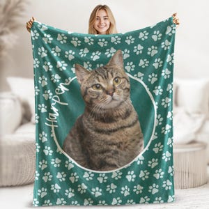 Personalized Cat Blanket, Custom Pet Photo Name Blanket, Cat Face Blanket, Fleece Pet Throws, Custom Pet Gift, Pet Lover Gift,Birthday Gift