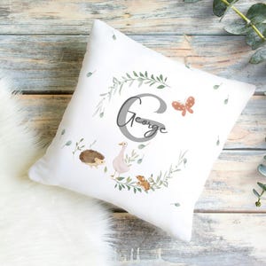 Gepersonaliseerde babykussen - kinderkamerkussen - gepersonaliseerd kussen jongen of meisje - gepersonaliseerd babycadeau - cadeau moeder - cadeau nieuwe baby
