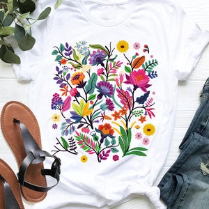 Wildflower Tshirt, Wild Flowers Shirt, Floral Tshirt, Flower Shirt, Gift for Women, Ladies Shirts, Best Friend Gift Shirt,Nature Lover Shirt