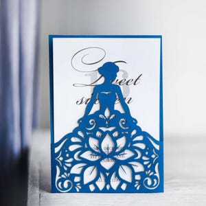 Modello SVG di invito abito principessa loto, invito Quinceanera Cricut, carte tascabili con pannello tagliato al laser, Papercut cameo svg dxf ai pdf cdr