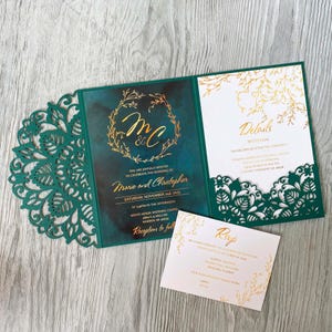 Ornamentale SVG-Vorlage einer dreifach gefalteten Hochzeitseinladung, lasergeschnittener 5x7-Taschenumschlag für Cricut und Papercut-Cameo (cdr, ai, dxf, pdf)