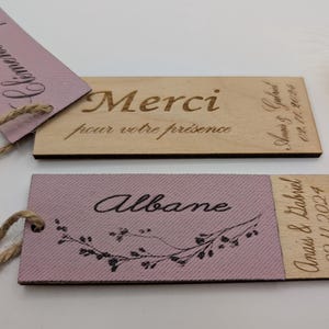 Segnaposto personalizzato in legno e tessuto lilla