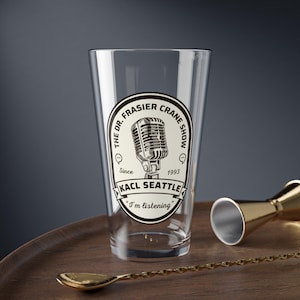 Vaso de pinta Frasier KACL Seattle, 16 oz, vaso de bar Frasier, regalo de Frasier, logotipo de radio KACL, grúa Frasier, programa Frasier Seattle, fan de Frasier