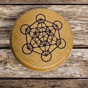 Personalized Wooden Herb Grinder, Two Piece Grinder, Magnet Aluminum Grinder