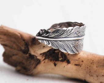 Silver FEATHER Ring Romantic Vintage Style Bohemian Bird Unisex Rustic Nature