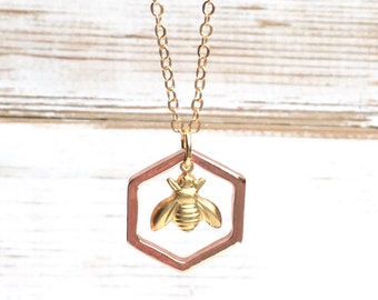 Bee Necklace Rose Gold Honeycomb Necklace Beekeeper Gold Bee Jewelry Beehive Queen Bee Pendant Gift for Her Bumblebee Necklace Geometric