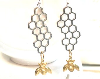 Bee Earrings Honeycomb Jewelry Silver Bee Gift for Her Beekeeper Amber Honey Beehive Jewelry Honeybee Earrings Bumblebee