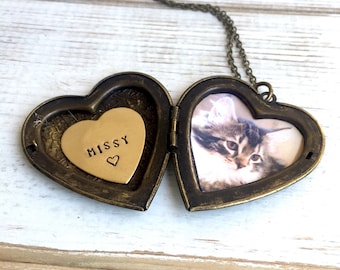 Custom Pet Jewelry Personalized Pet Heart Locket Necklace Pet Memorial Necklace Pet Lovers Gift Heart Cat Photo Locket Dog Locket Pendant