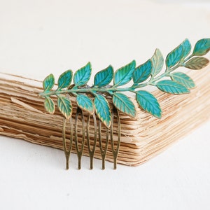 Leaf Hair Comb Green Branch Hair Comb Rustic Wedding Bridal Hair Woodland Fern Hair Comb Boho Headpiece Gift for Her Green Leaf Hair Clip