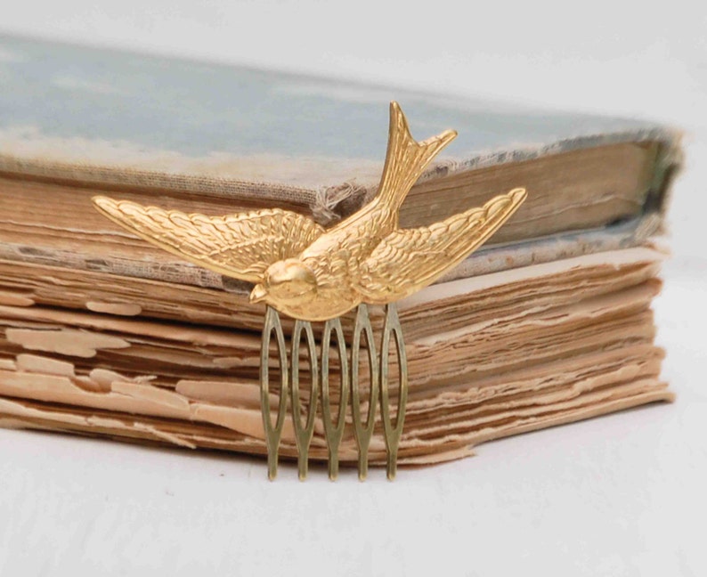 Gold Bird Hair Comb Bird Hair Clip Bridal Hair Comb Woodland Garden Wedding Gift for Her Bridesmaid Gift Fairy Headpiece Bird Jewelry image 3