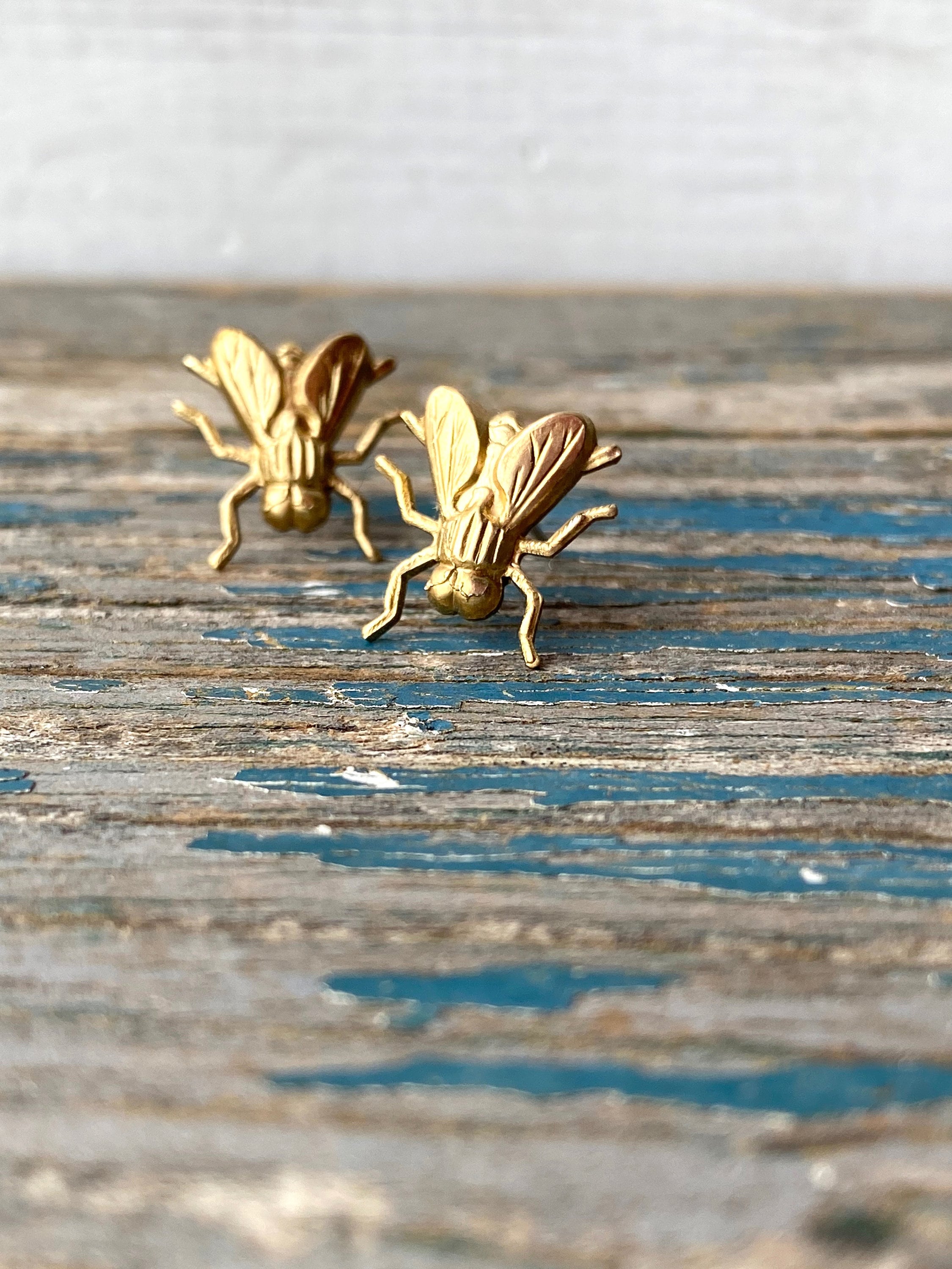 Gold Fly EARRINGS Stud Earrings Housefly Whimsical Fun  display picture 1