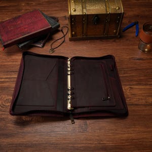 Echtleder Portfolio Custom A5, personalisierte Padfolio Sammelmappe, 6-Ring-Notizblock-Hülle, Büro-Aufbewahrungsmappe mit Reißverschluss, Geschenk für Frauen