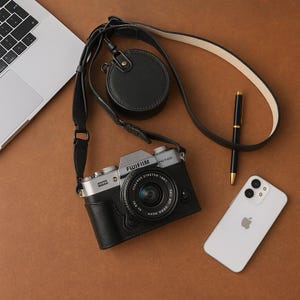 Fujifilm XT50 Vintage PU Leather Camera Case / Adjustable Shoulder Strap + Lens Cap – Half Base Cover