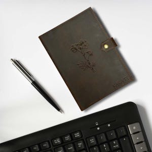 Etui na spersonalizowany dziennik wykonane w całości ze skóry, grawerowana okładka dziennika A5, planer z wymiennym wkładem, etui na notatnik A5, skórzany prezent dla chłopaka