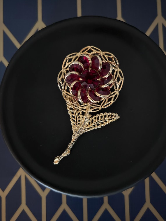 Vintage Bezel Set Ruby Red Rhinestone Flower Broo… - image 18