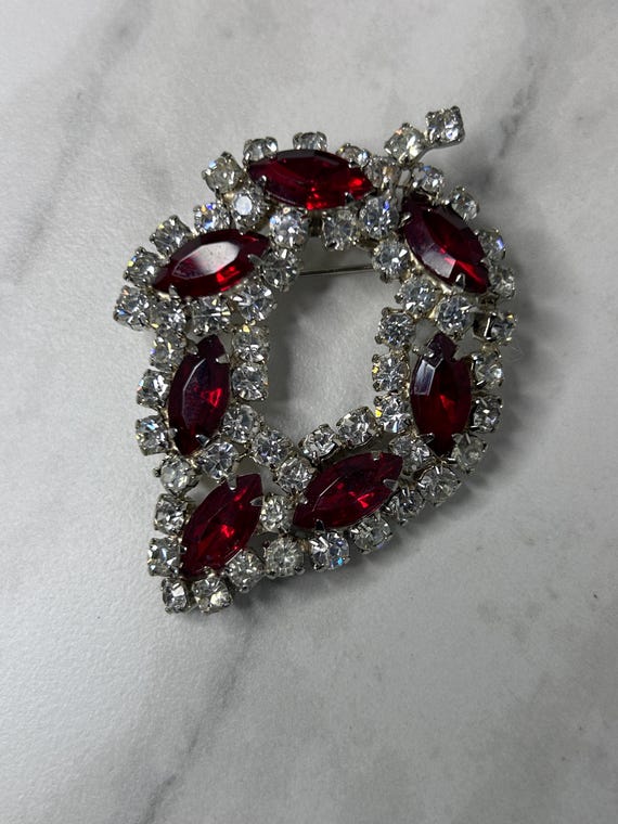 Vintage Ruby Red and Clear Rhinestone Leaf Brooch - image 11