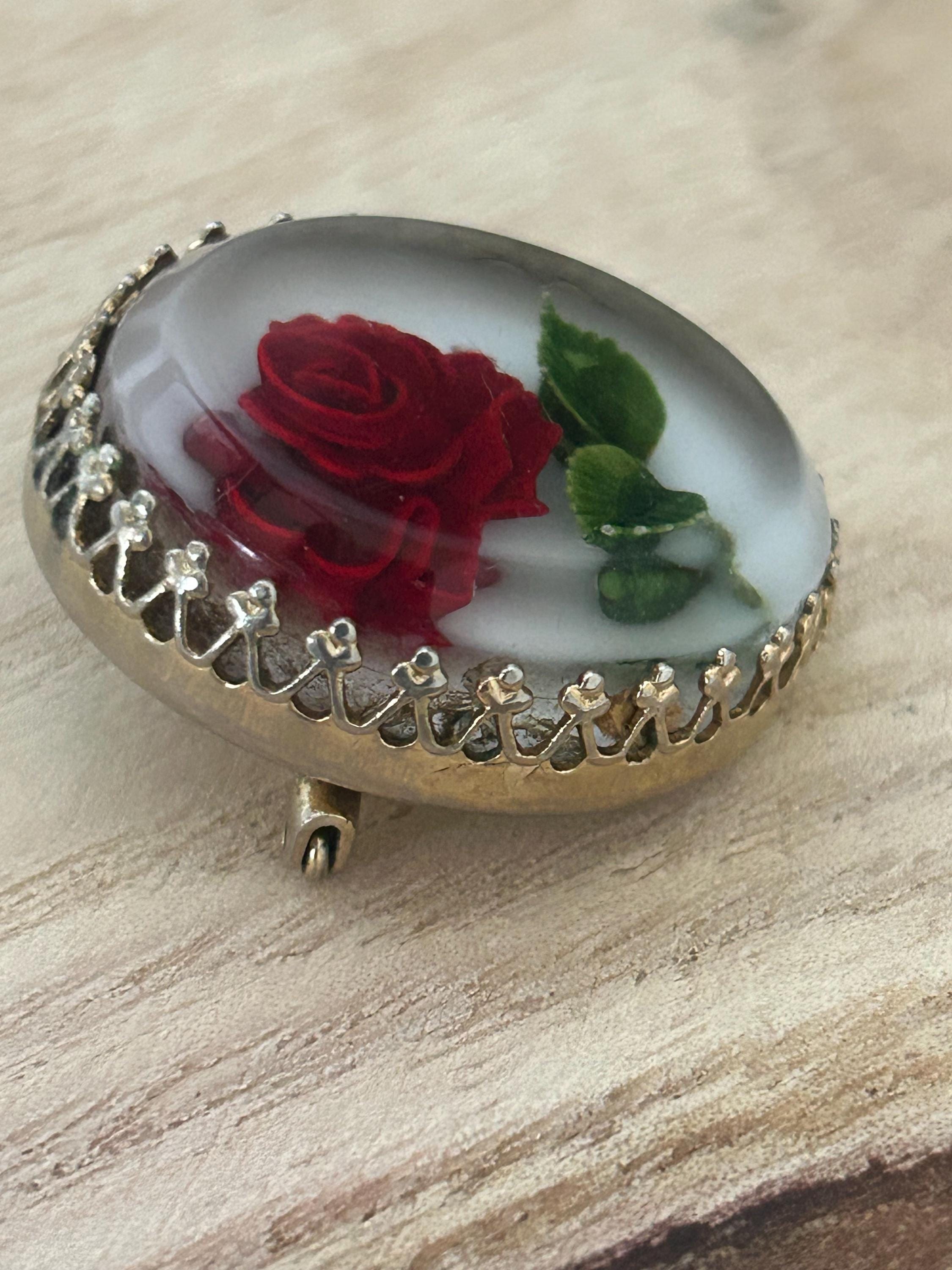 アンティークルーサイト バラの彫刻置物 アンティークルーサイト バラの彫刻置物 1940年代のヴィンテージ、コロ