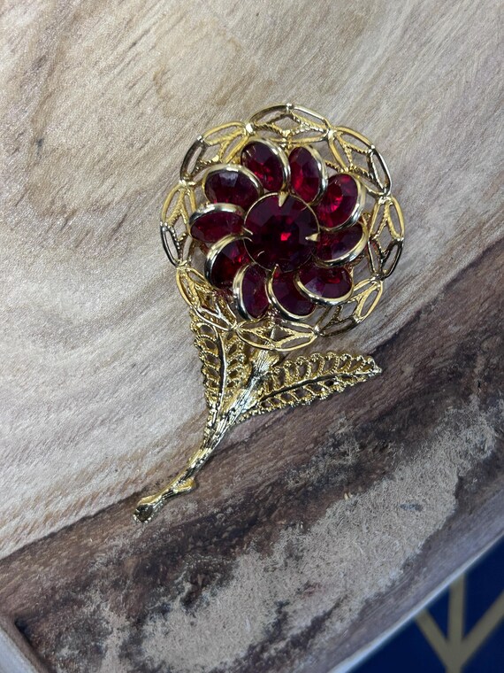 Vintage Bezel Set Ruby Red Rhinestone Flower Broo… - image 2