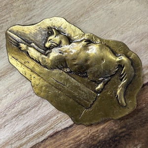 Vintage signed JJ Cat Clawing the Curtains Brooch