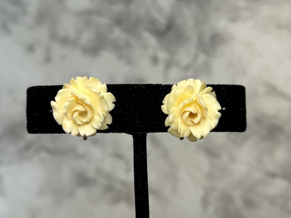 Vintage Van Dell Hand Carved Celluloid Rose 1/20 GP Screw Back